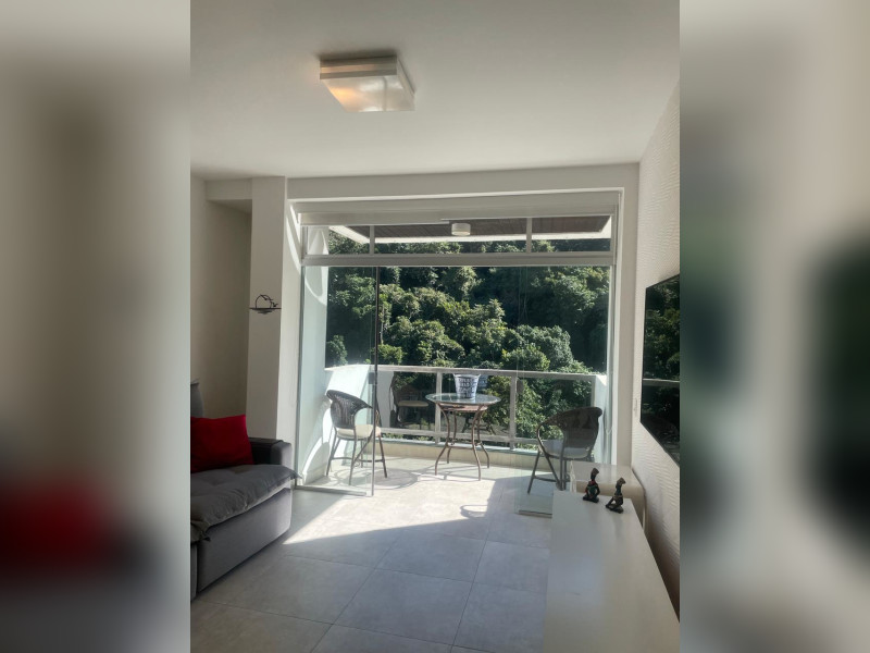 imóvel com 12370m² - Barra Funda - Guarujá