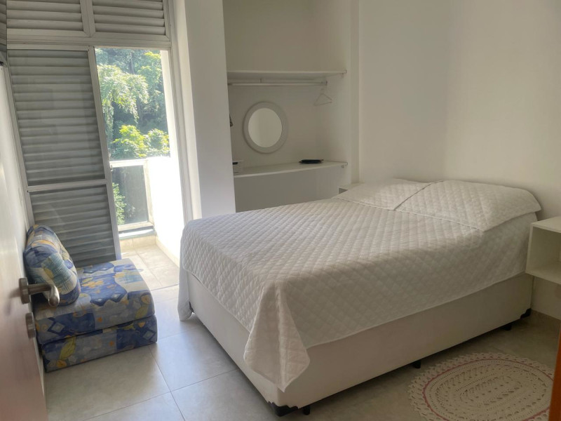 imóvel com 12370m² - Barra Funda - Guarujá