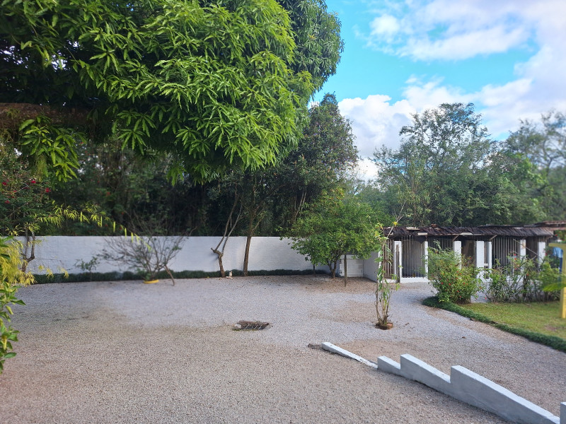 imóvel com 220m² - Encruzilhada - Biguacu