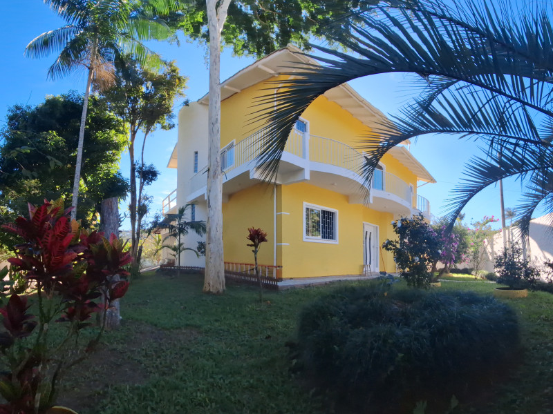 imóvel com 220m² - Encruzilhada - Biguacu
