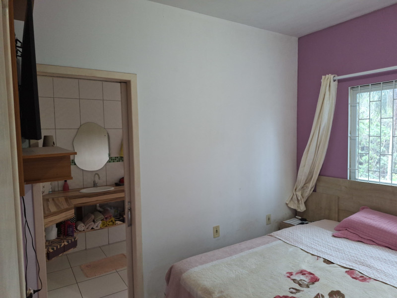 imóvel com 220m² - Encruzilhada - Biguacu
