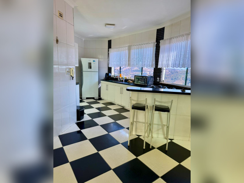 imóvel com 300m² - Santa Maria - Vespasiano