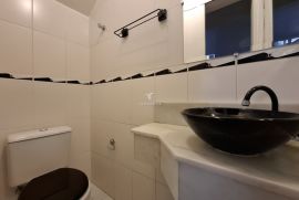Casa de condom&iacute;nio &agrave; venda Uberaba com 132m&sup2; e 3 quartos por R$ 510.000 - 1000585984.jpg