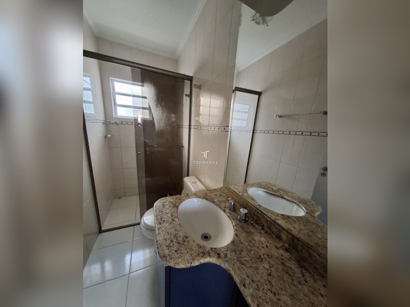 imóvel com 132m² - Uberaba - Curitiba