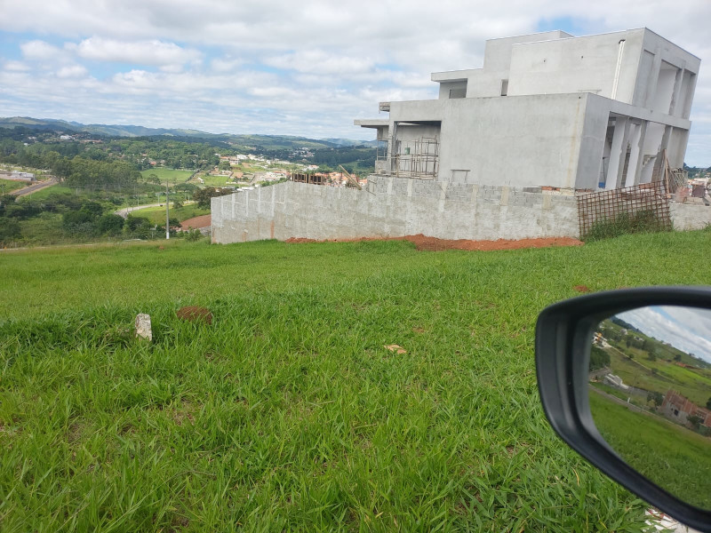 imóvel com 630m² - Jardim Julieta - Taubaté