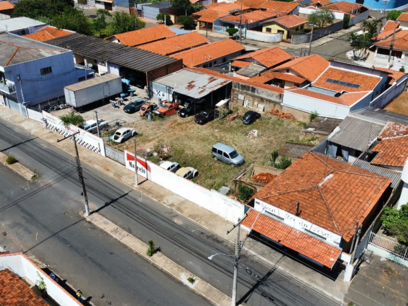 imóvel com 250m² - Vila São Pedro - Pirassununga