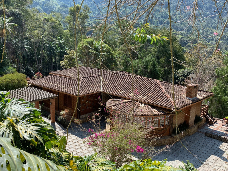 imóvel com 280m² - Quebra Frascos - Teresópolis
