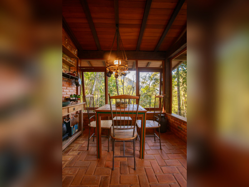 imóvel com 280m² - Quebra Frascos - Teresópolis