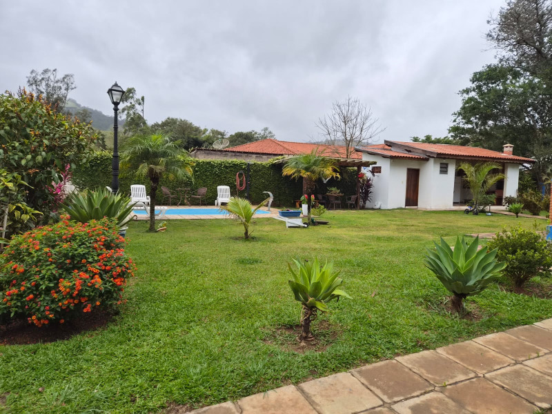 imóvel com 1300m² - Campo Monteiro - São Bento do Sapucaí