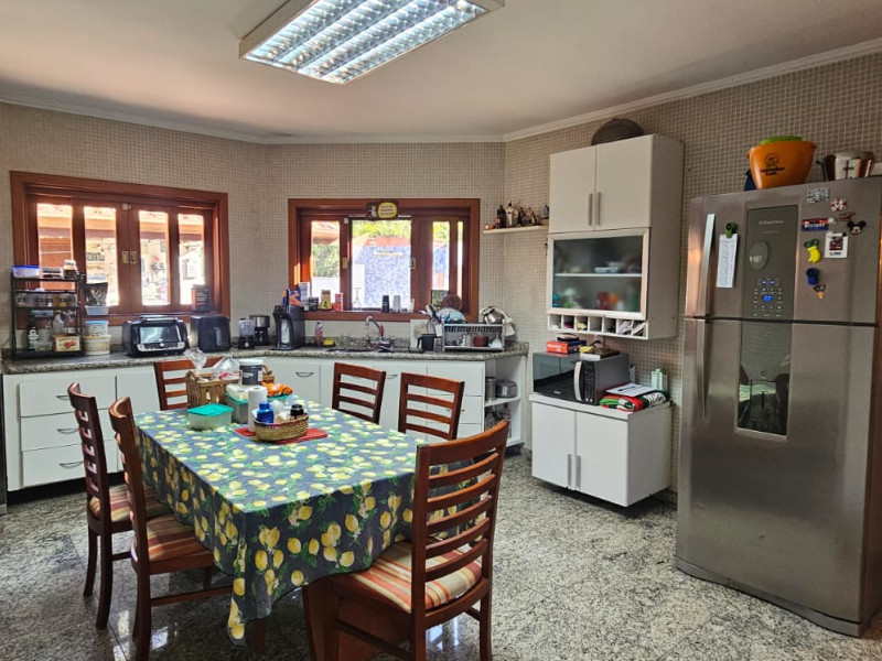 imóvel com 910m² - Aruã - Mogi das Cruzes