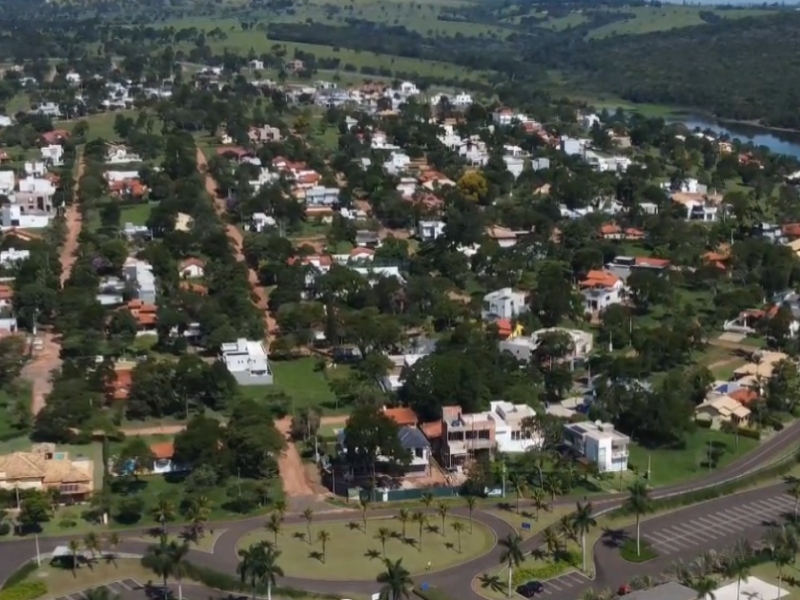 imóvel com 450m² - Terras de Santa Cristina XIII Setor Marina - Paranapanema