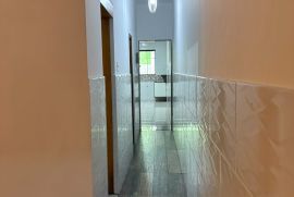 Casa &agrave; venda Vila da Penha com 211m&sup2; e 3 quartos por R$ 490.000 - 1000192343.jpg