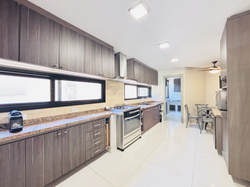 imóvel com 368m² - Alphaville - Santana de Parnaiba