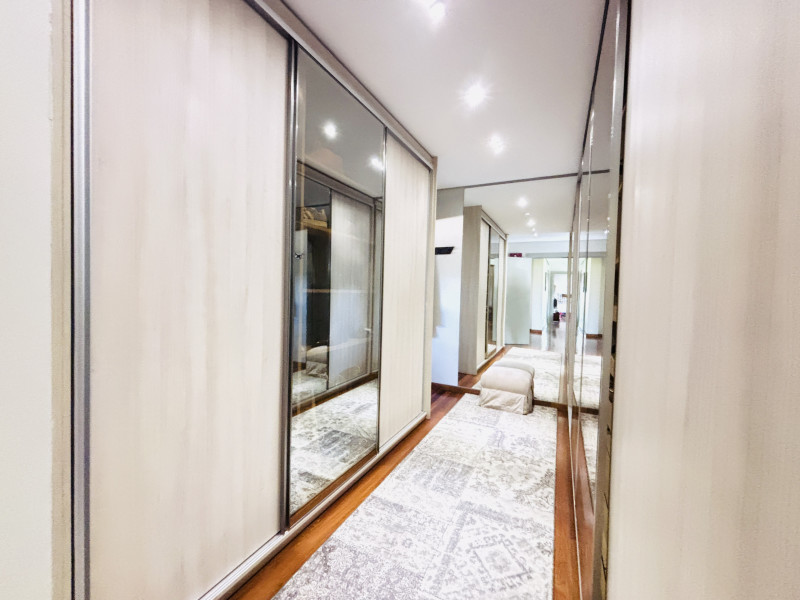 imóvel com 368m² - Alphaville - Santana de Parnaiba