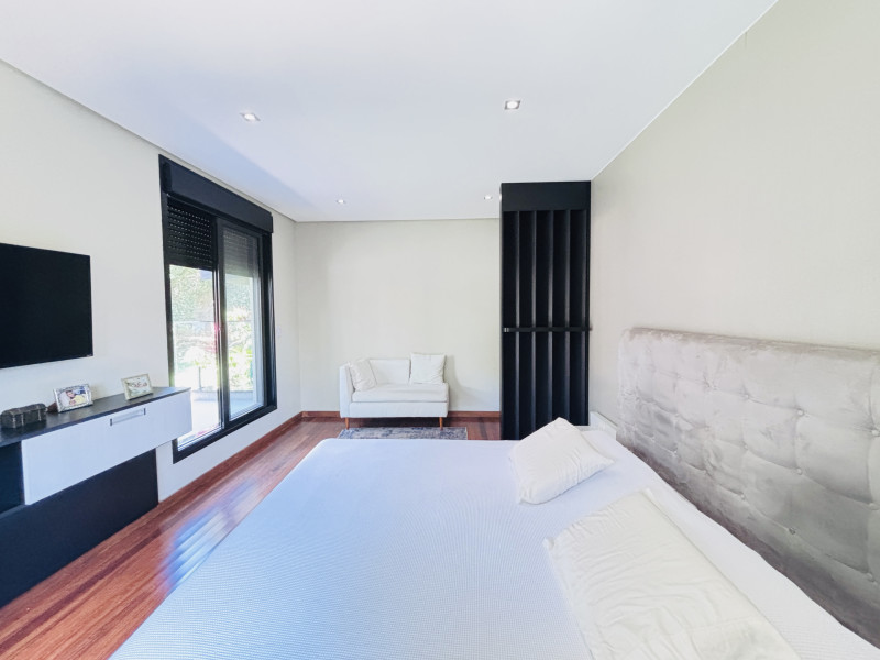 imóvel com 368m² - Alphaville - Santana de Parnaiba
