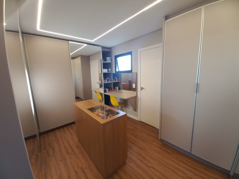 imóvel com 308m² - Residencial Goiânia Golfe Clube - Goiânia