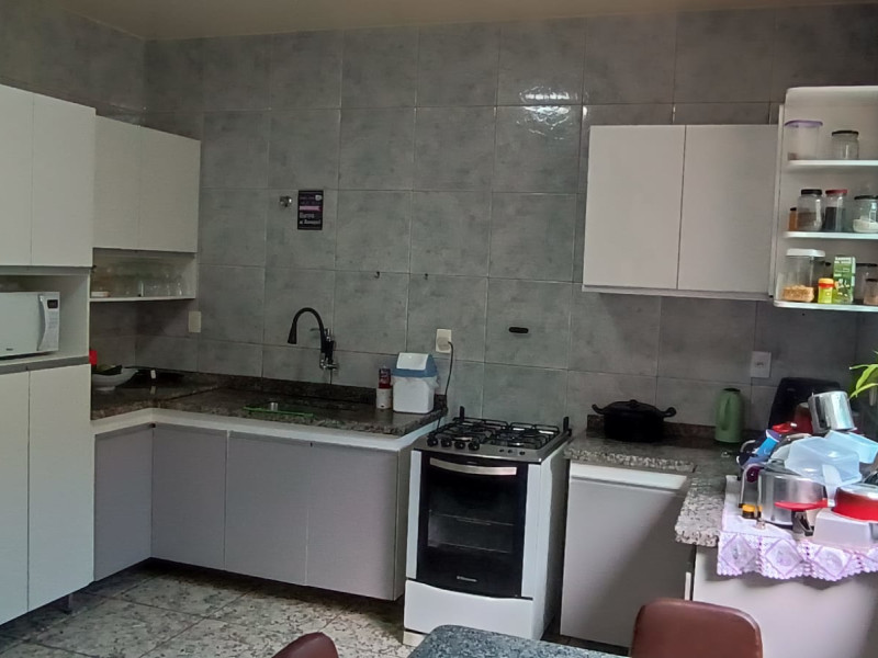 imóvel com 240m² - Sapucaia II - Contagem