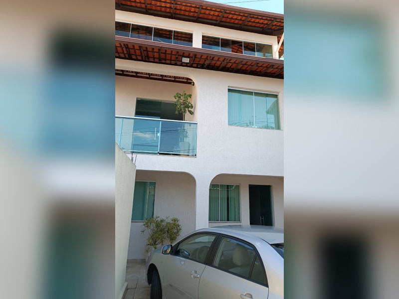 imóvel com 240m² - Sapucaia II - Contagem