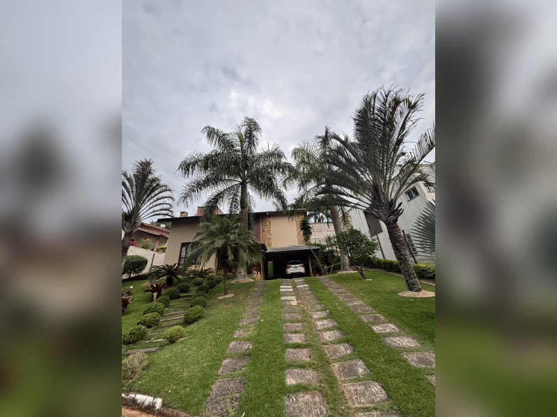 imóvel com 300m² - Condomínio Parque das Garças II - Atibaia