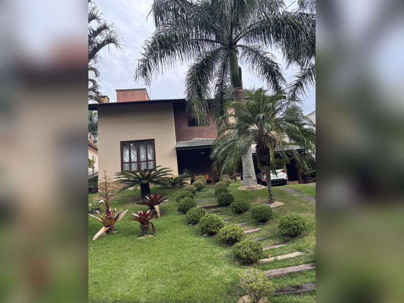 imóvel com 300m² - Condomínio Parque das Garças II - Atibaia