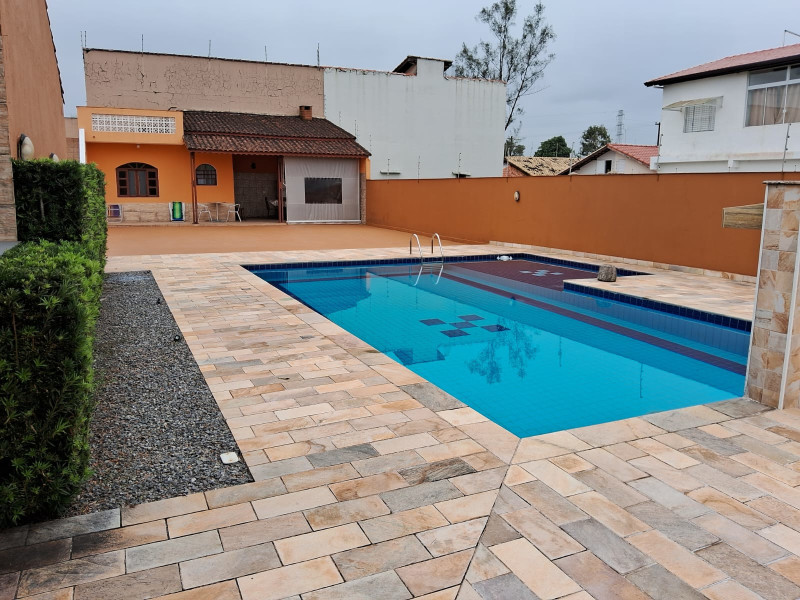 imóvel com 223m² - Tupy - Itanhaém