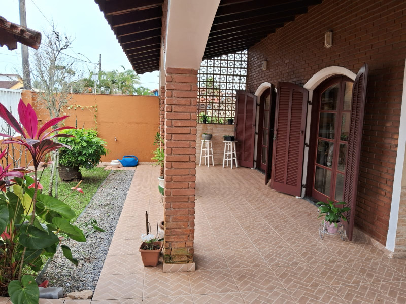 imóvel com 223m² - Tupy - Itanhaém
