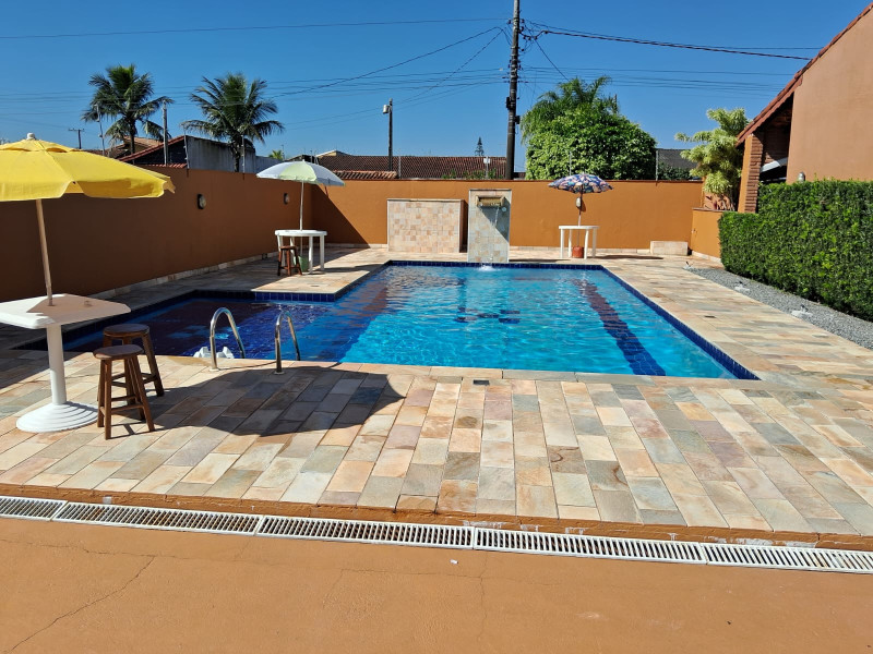 imóvel com 223m² - Tupy - Itanhaém