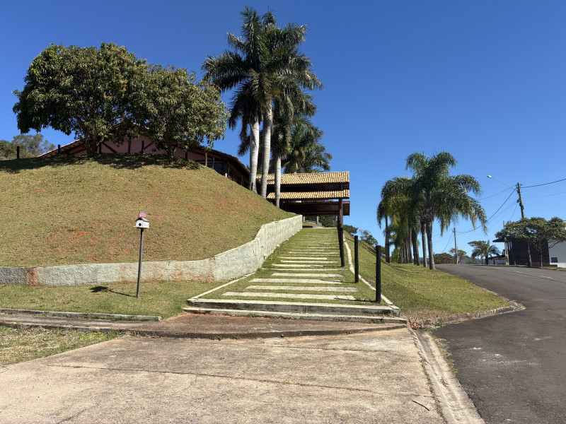 imóvel com 589m² - Vereda Paraíso - Morungaba
