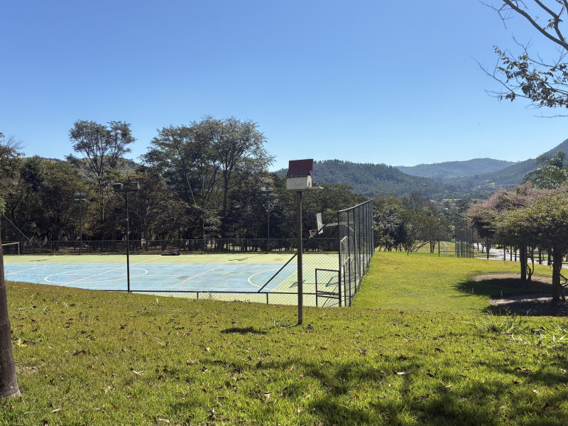 imóvel com 589m² - Vereda Paraíso - Morungaba