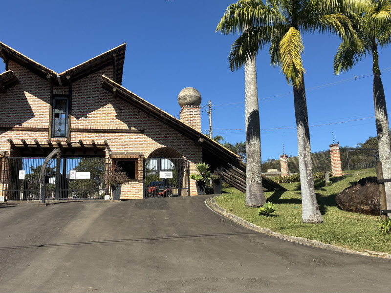 imóvel com 589m² - Vereda Paraíso - Morungaba