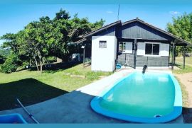 Ch&aacute;cara &agrave; venda Centro com 200m&sup2; e 5 quartos por R$ 490.000 - 2367.jpg