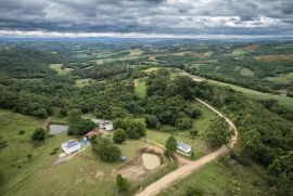 Ch&aacute;cara &agrave; venda Centro com 200m&sup2; e 5 quartos por R$ 490.000 - 2373.jpg