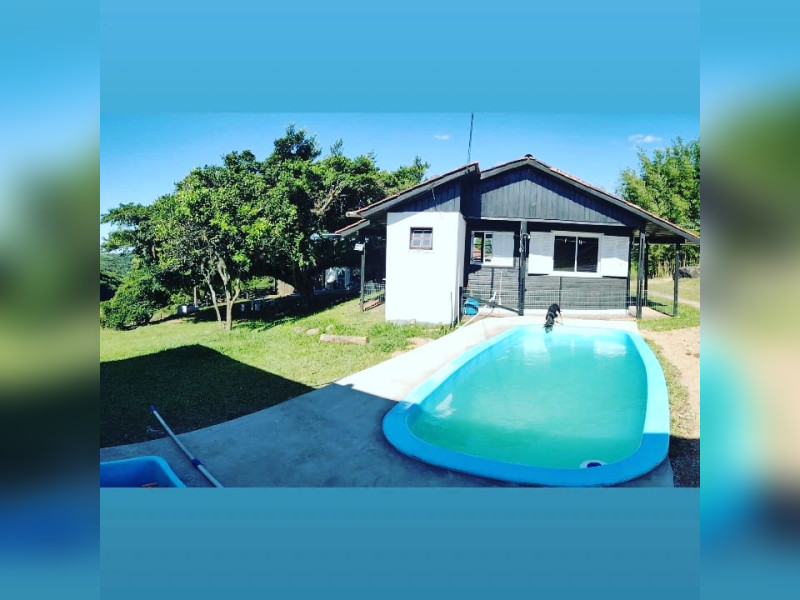 imóvel com 200m² - Centro - Morro Redondo