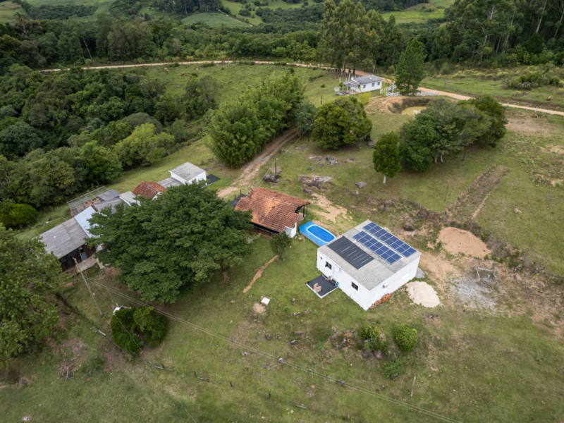 imóvel com 200m² - Centro - Morro Redondo
