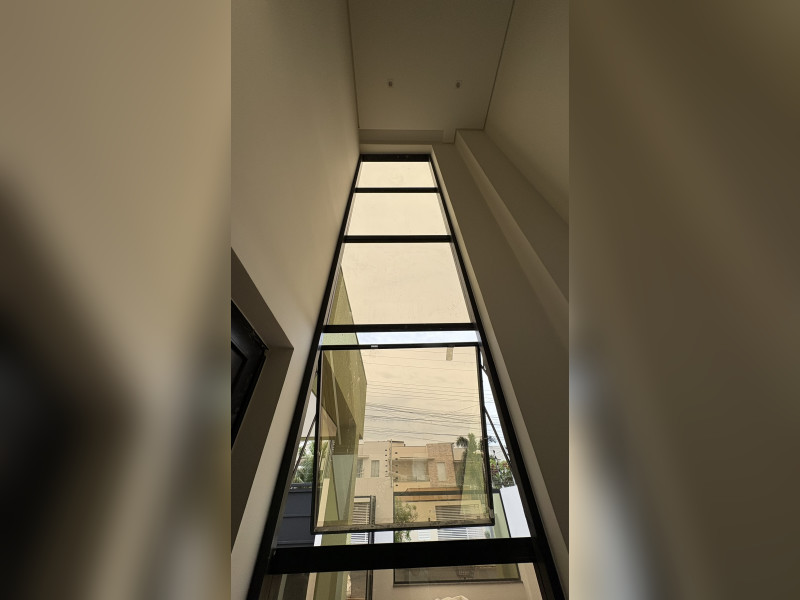 imóvel com 211m² - Jardim Califórnia - Cuiabá
