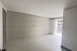 Apartamento &agrave; venda Praia Brava de Itaja&iacute; com 56m&sup2; e 2 quartos por R$ 800.000 - img-4029.jpeg