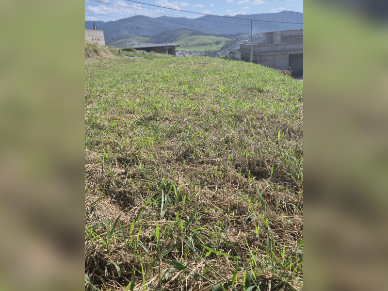imóvel com 420m² - Guaxinduva - Bom Jesus dos Perdões