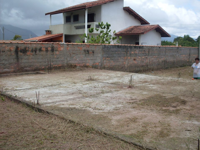 imóvel com 360m² - Cidade Nova Peruíbe - Peruíbe