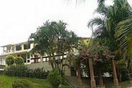 Casa &agrave; venda Itaipu com 400m&sup2; e 3 quartos por R$ 1.350.000 - whatsapp-image-2026-10-18-at-163253.jpeg