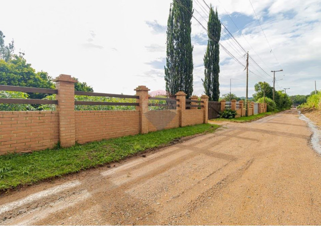 imóvel com 9000m²