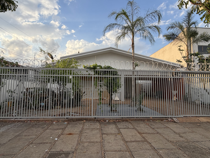 imóvel com 335m² - Setor Coimbra - Goiânia