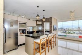 Apartamento &agrave; venda Centro com 82m&sup2; e 2 quartos por R$ 850.000 - 66519055-9977-4783-86e1-b7fd929907f9.jpeg
