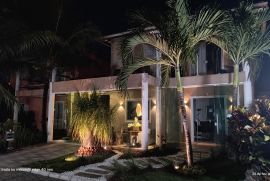 Casa &agrave; venda Ipitanga com 180m&sup2; e 3 quartos por R$ 1.050.000 - img-20250224-183453423-hdr.jpg