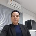 Wanderson, que procura negociar um imóvel em Ingá, Brasiléia, Angola, Betim, em torno de R$ 2.000