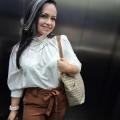 Priscila, que procura negociar um imóvel em Centro, Rebouças, Água Verde, Curitiba, em torno de R$ 1.800
