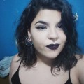 Paula, que procura negociar um imóvel em São Cristóvão, Vila da Penha, Vicente de Carvalho, Rio de Janeiro, em torno de R$ 900