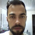 Rodrigo, que procura negociar um imóvel em Abranches, Curitiba, em torno de R$ 1.000