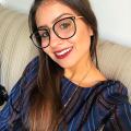 Isabella, que procura negociar um imóvel em Atiradores, Bucarein, Centro, Joinville, em torno de R$ 1.200