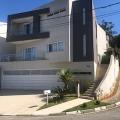 Maria - Vendendo - Casa de condomínio com 400m² - Horto Florestal - São Paulo