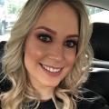 Betina, que procura negociar um imóvel em Bela Vista, Mont'Serrat, Petrópolis, Porto Alegre, em torno de R$ 400
